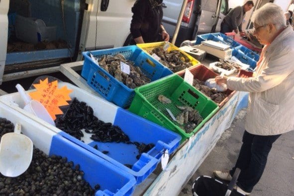 Daoulas-fish-stall