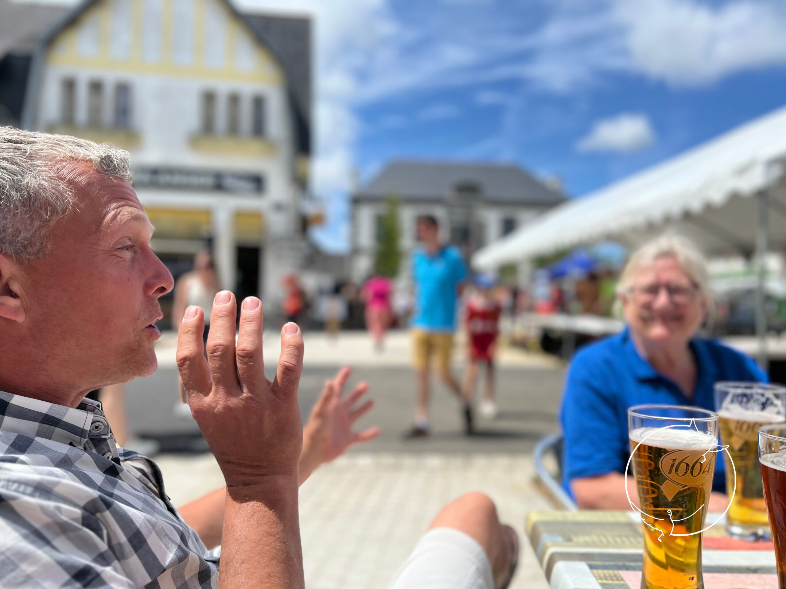 Café Du Centre Bar Tabac in Sizun neat to Kergudon Gites holiday cottages